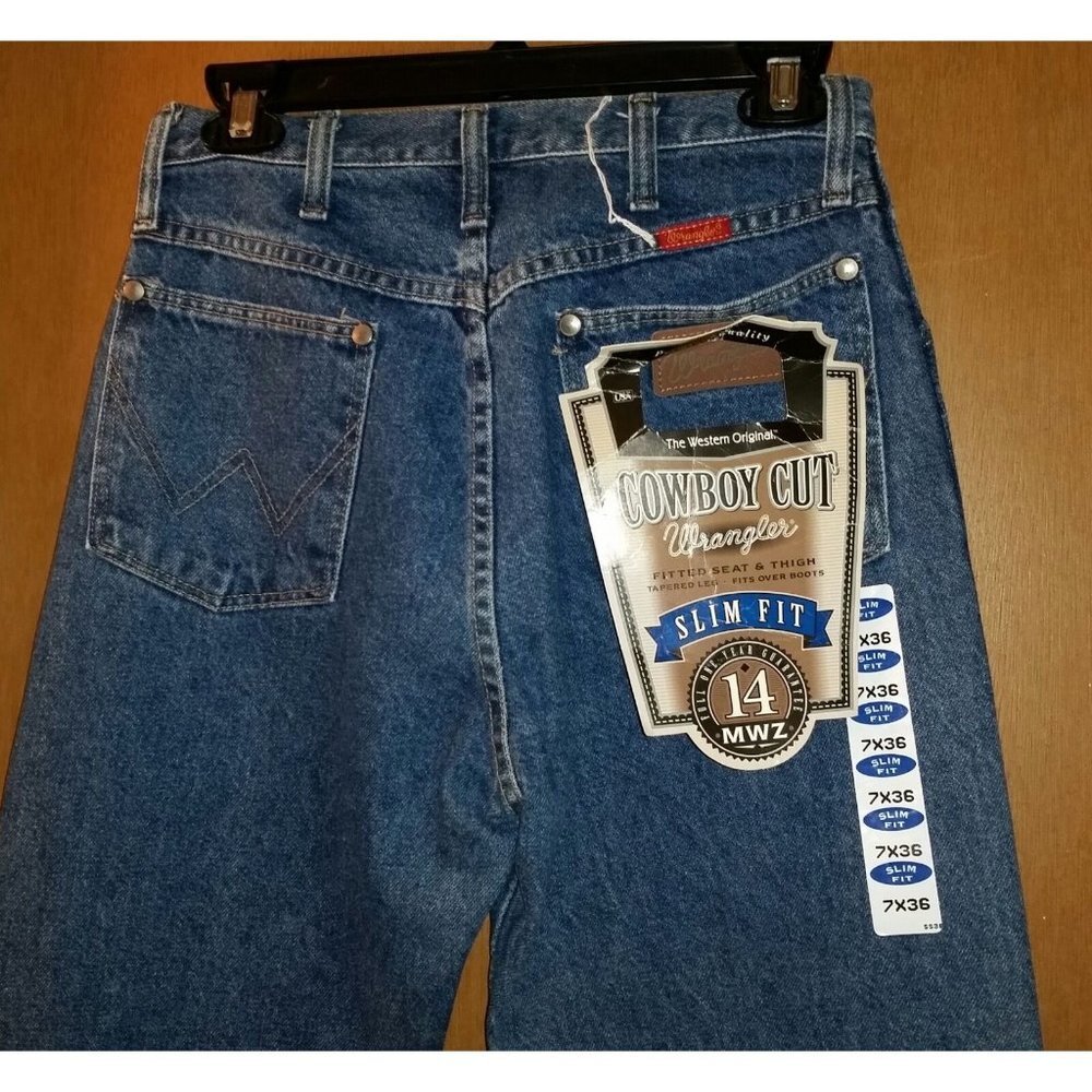Vintage Wrangler Cowboy Cut Jeans w/Beading - Picture 6 of 9
